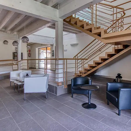 Апартаменты Cuatro Aguas Усьеда-де-Арриба